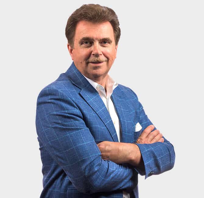 Will Vision & Laser Centers 1 Dr. Brian Will is an ophthalmologist and an international authority in laser eye surgery. He has performed over 75,000 laser refractive procedures.